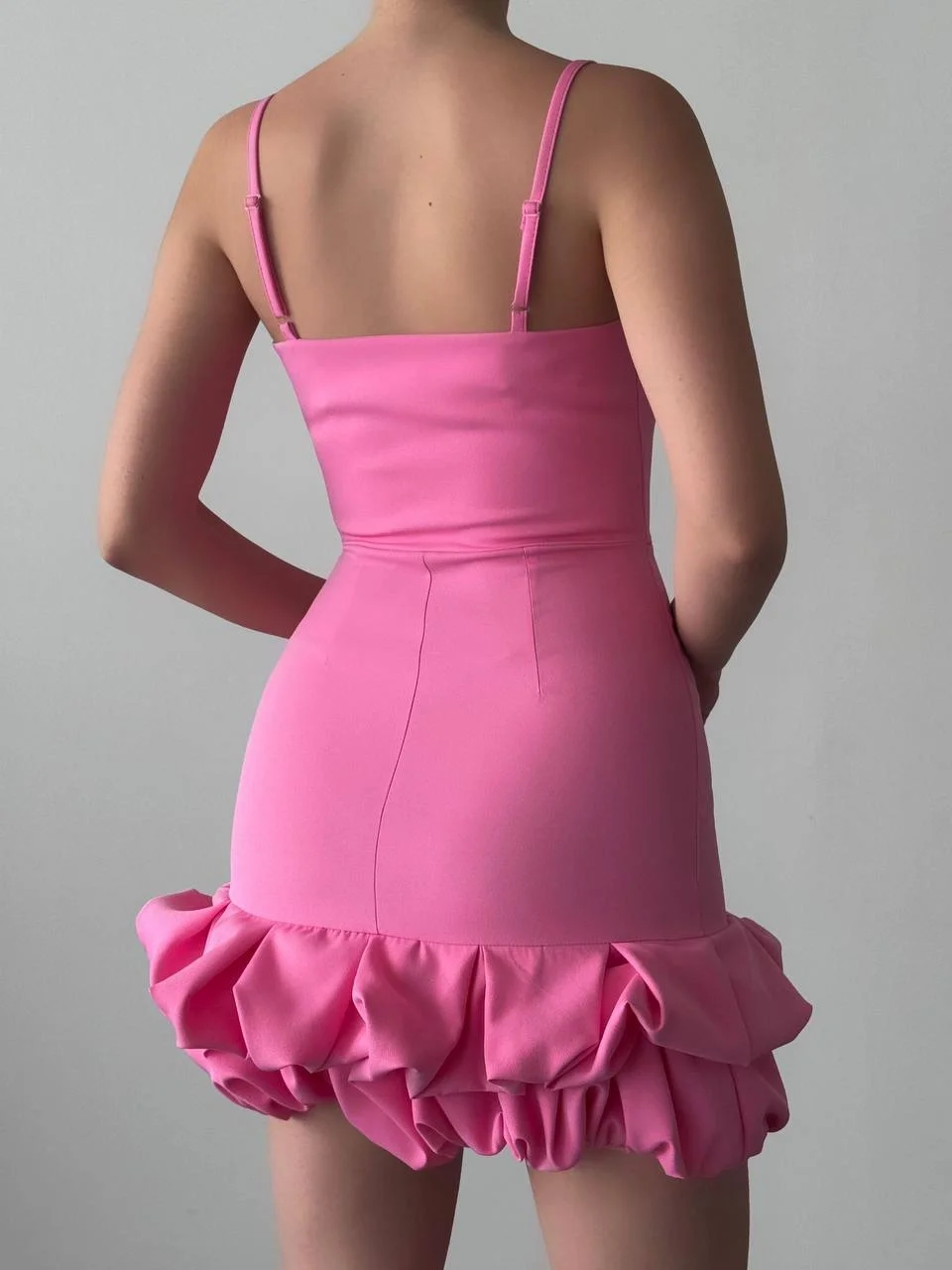 Askılı Eteği Volanlı Mini Mike Elbise- Pembe