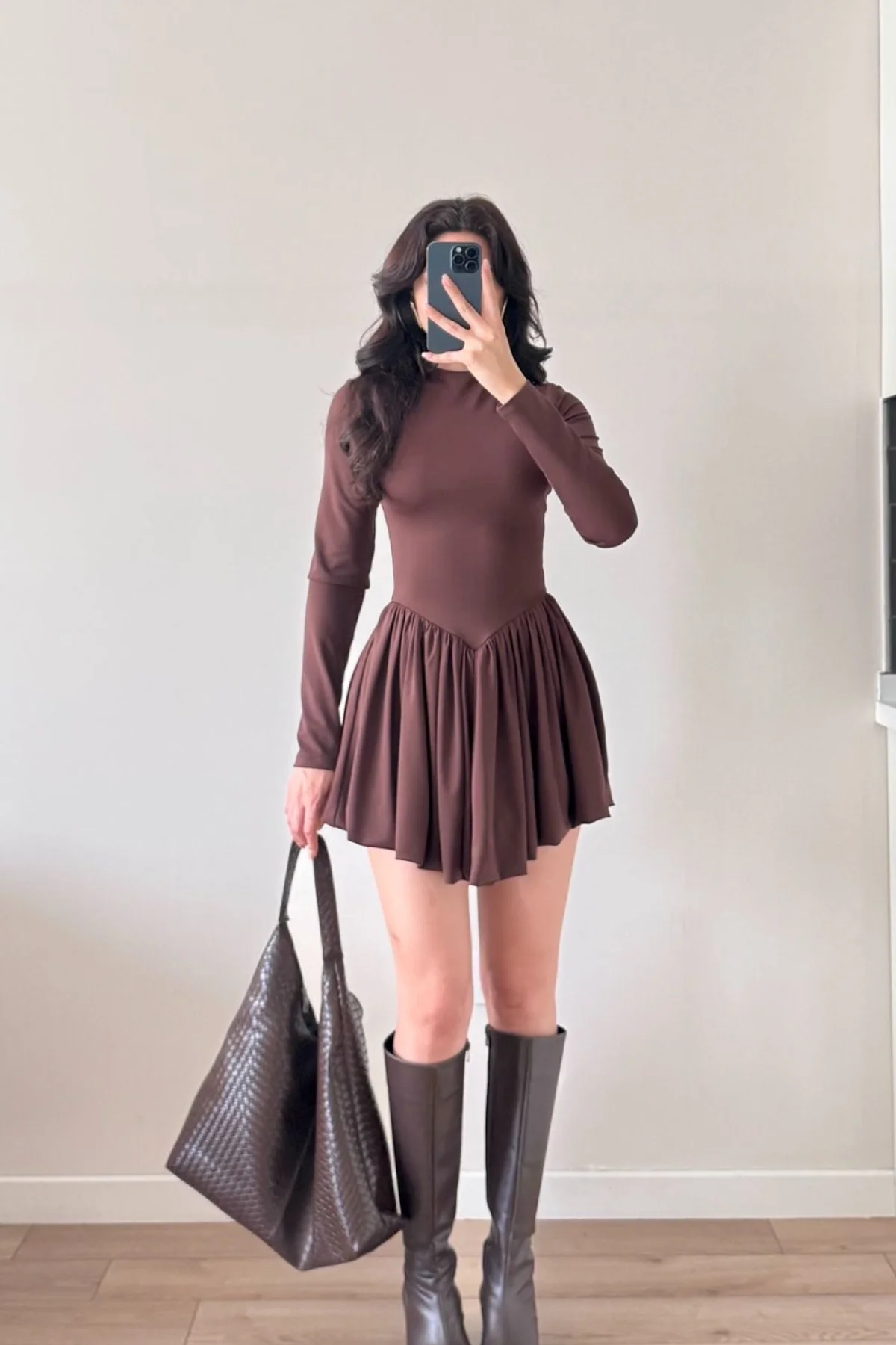 Kahverengi Eteği Pileli Büzgülü Balon Elbise