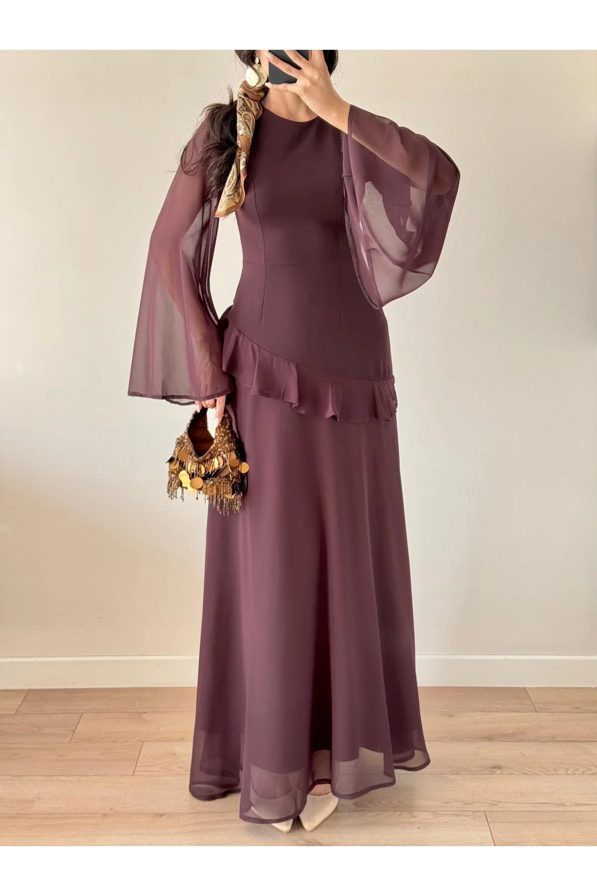 Kahverengi Şifon Pileli Maxi Elbise