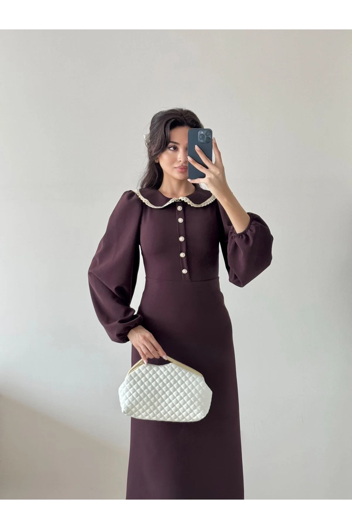 Kahverengi Uzun Kollu Bebe Yaka Midi Elbise