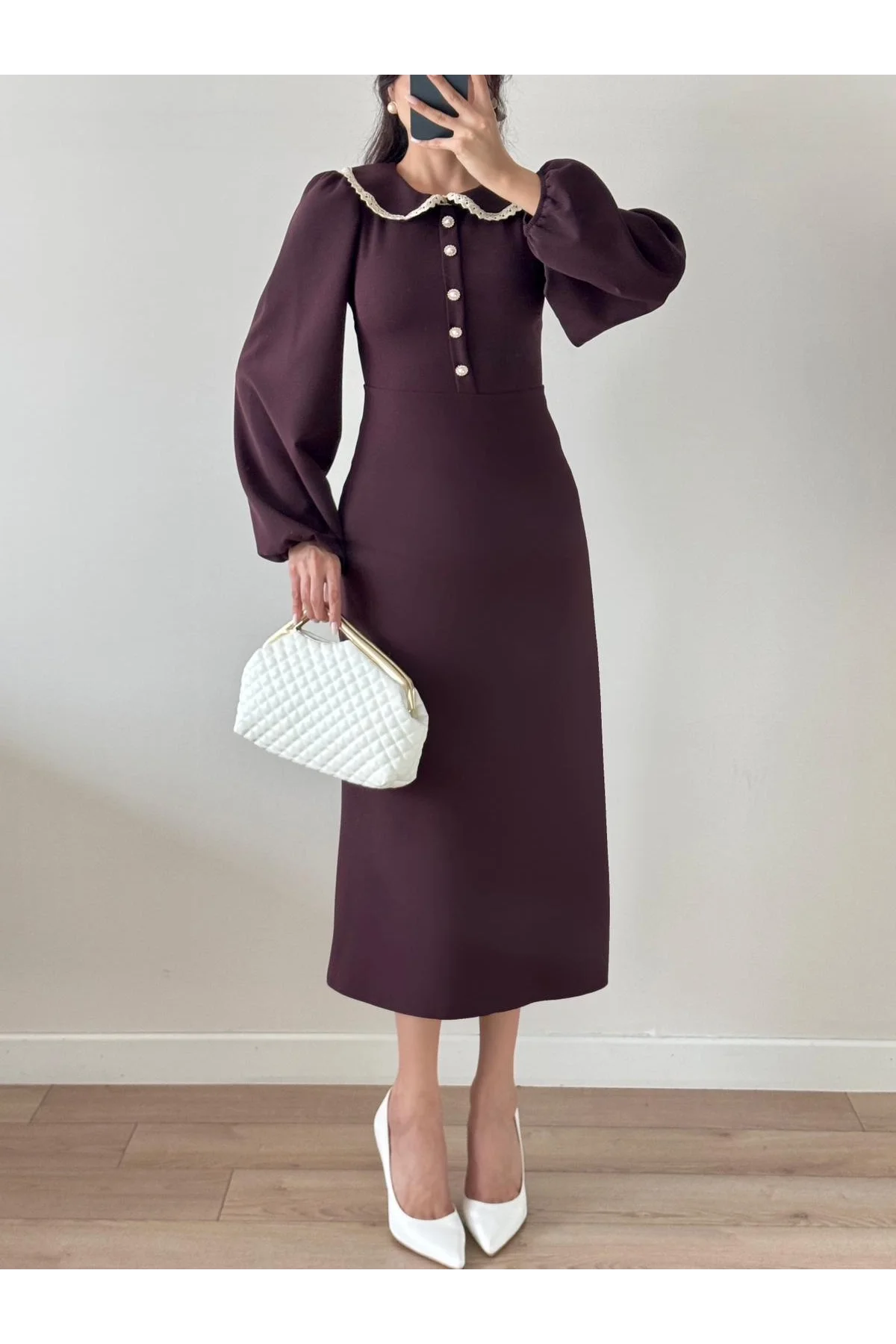 Kahverengi Uzun Kollu Bebe Yaka Midi Elbise