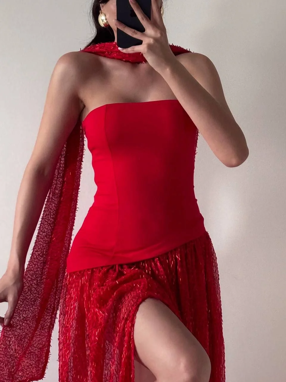 Kırmızı Pul Payet Şallı Maxi Yırtmaçlı Elbise