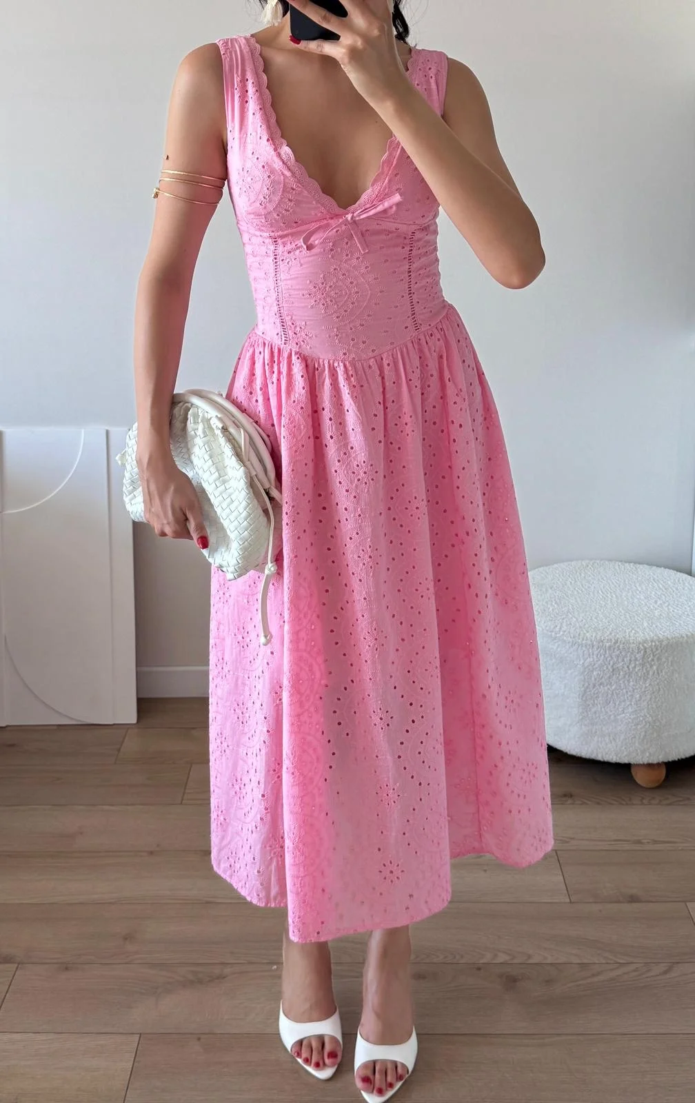 Pembe Brodeli Şerit Dantelli Midi Elbise