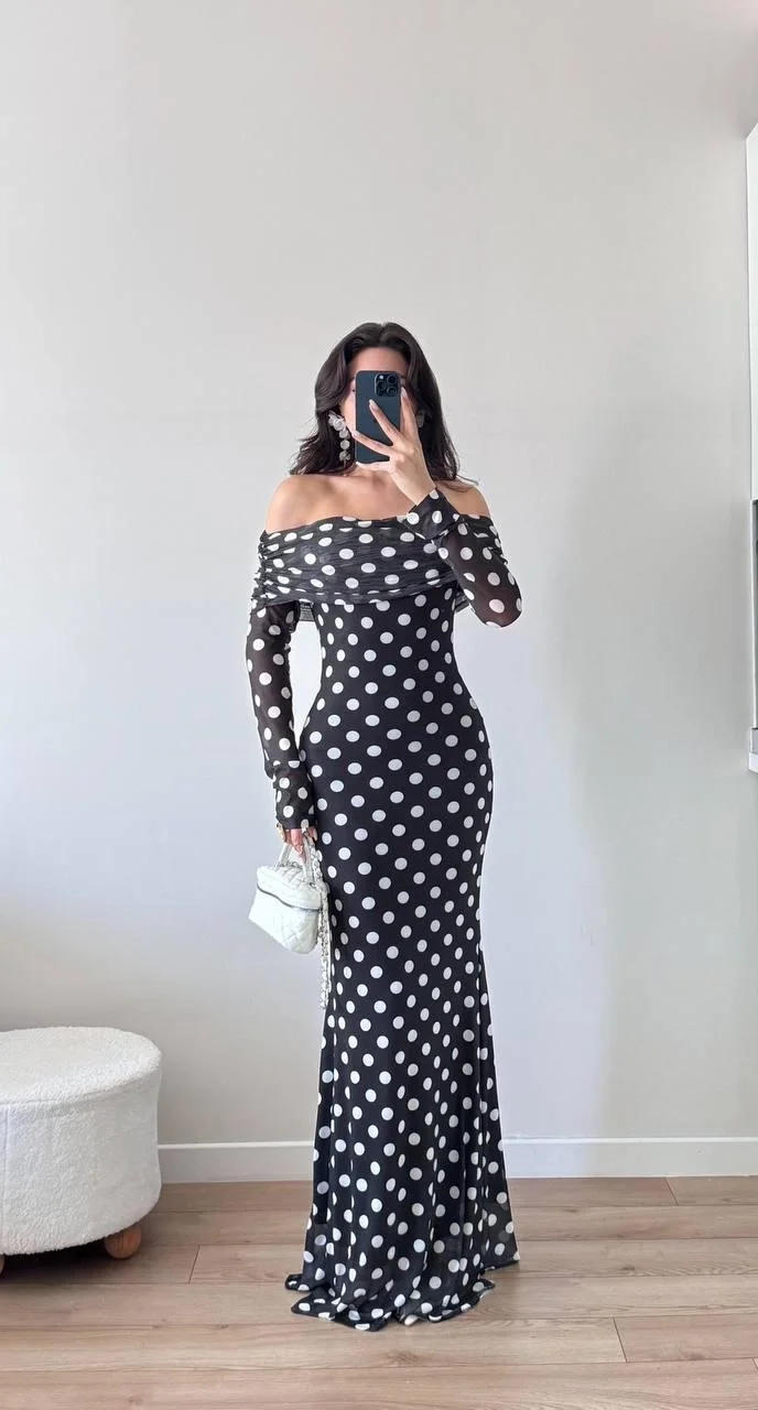 Puantiyeli Madonna Yaka Büzgülü Maxi Tül Elbise