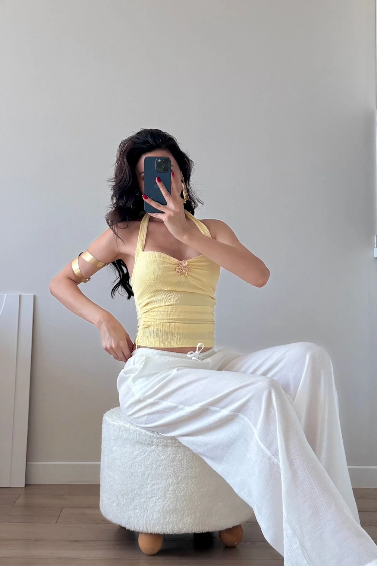 Sarı Broşlu Büzgülü Mini Büstiyer