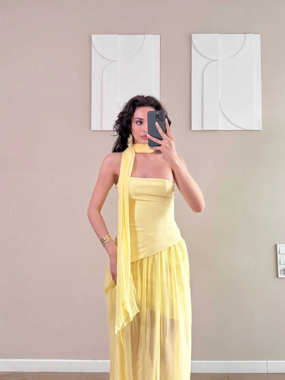 Sarı Şallı Etek Pileli Şifon Midi Yırtmaçlı Elbise