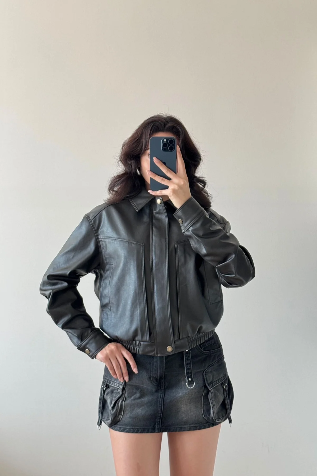 Siyah Geniş Cepli Deri Ceket