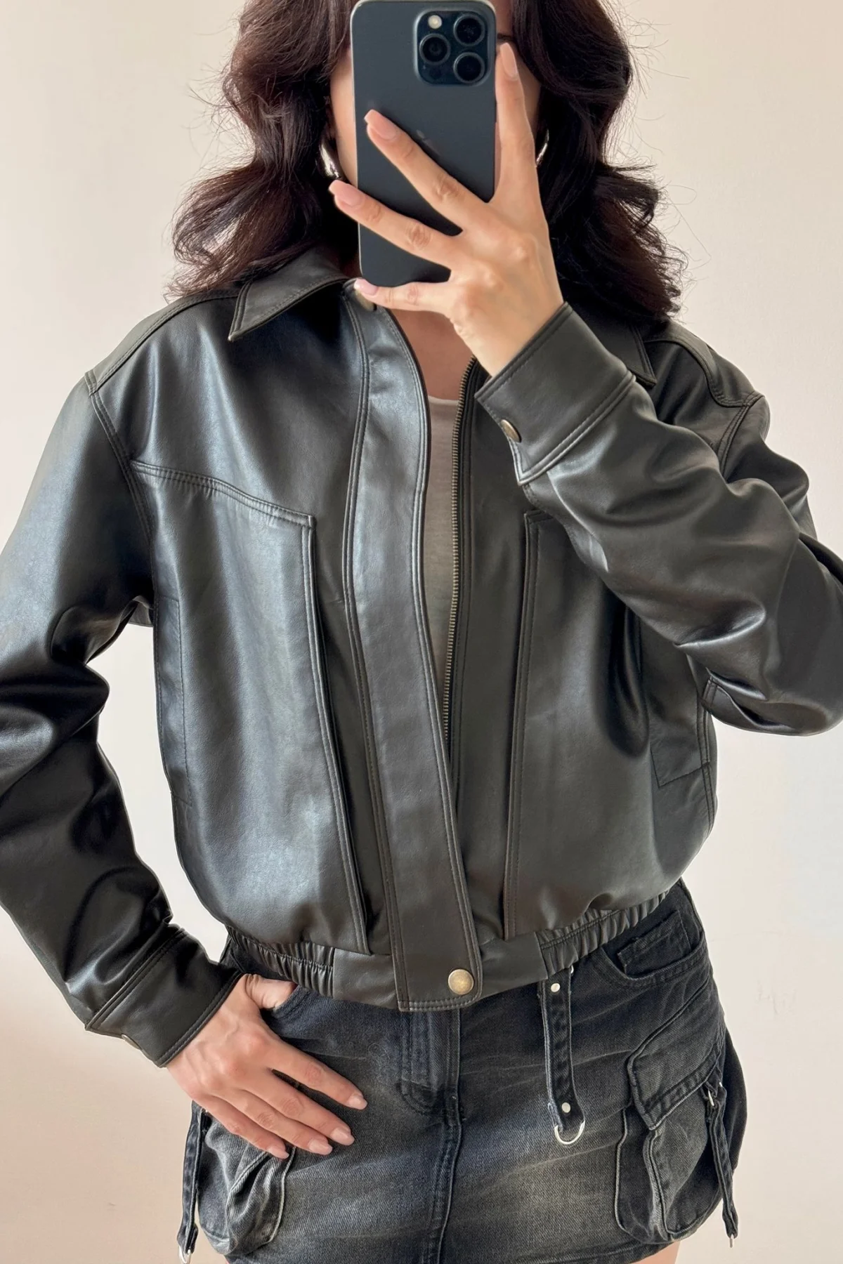 Siyah Geniş Cepli Deri Ceket