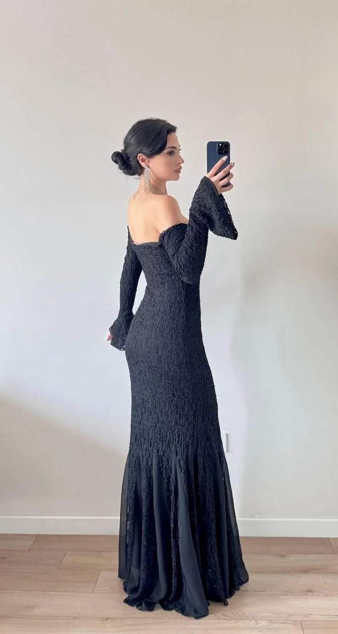 Siyah Straplez Yaka Maxi Dantelli Şifonlu Elbise