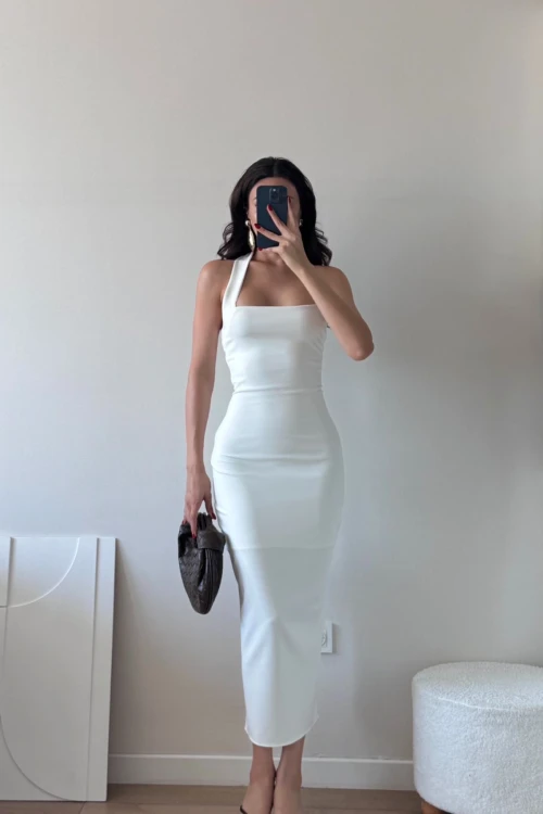 BEYAZ YIRTMAÇLI MİDİ KALEM ELBİSE