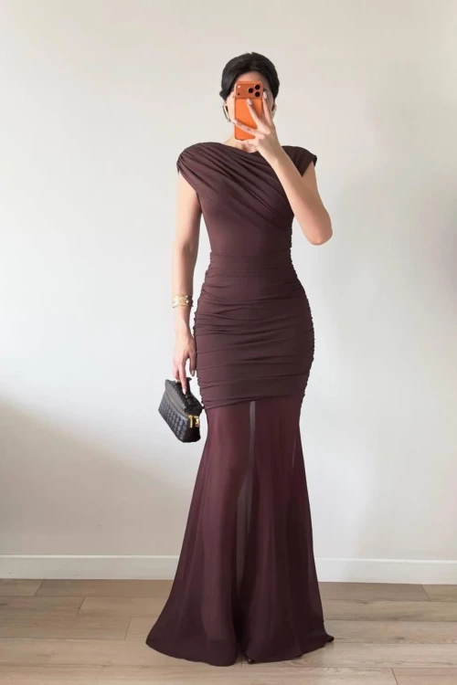Kahverengi Drapeli Transparan Etekli Maxi Elbise