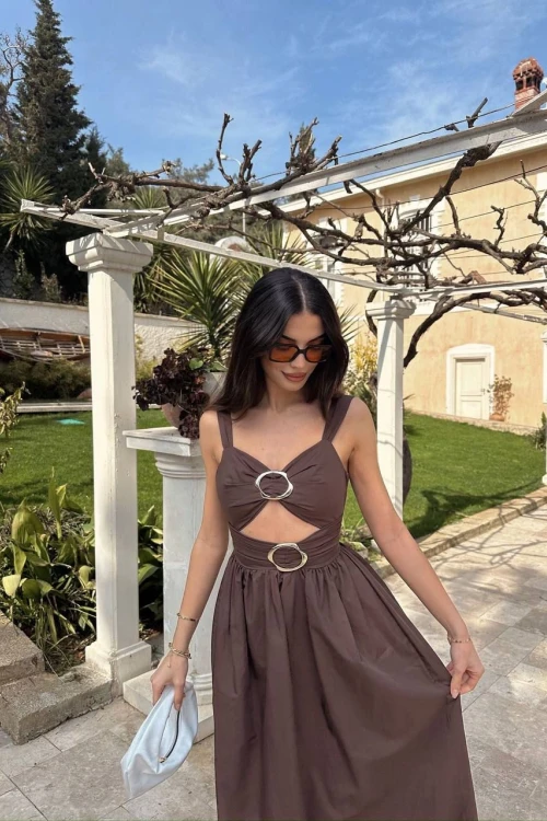 Kahverengi Tokalı Midi Elbise