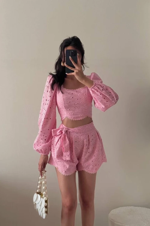 Pembe Brodeli Şortlu İkili Takım