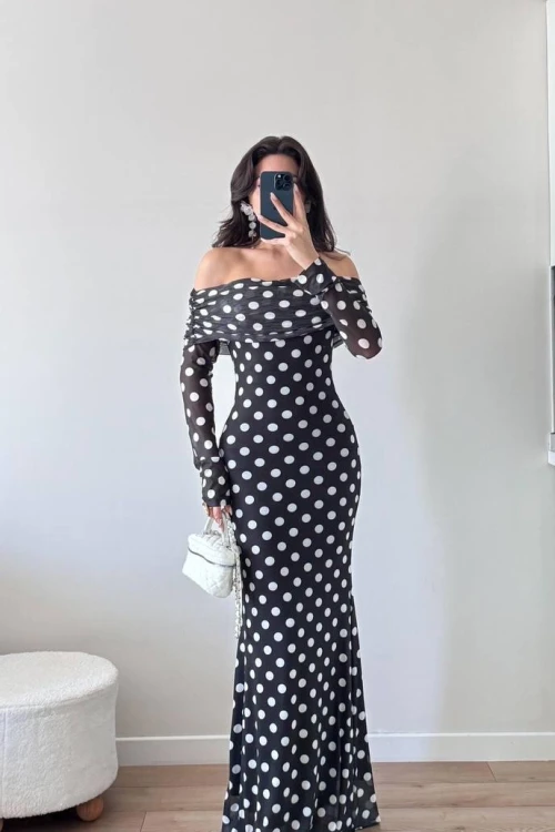 Puantiyeli Madonna Yaka Büzgülü Maxi Tül Elbise