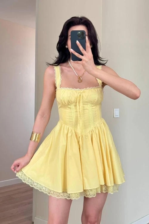 VİRAL SARI DANTELLİ ASKILI ELBİSE