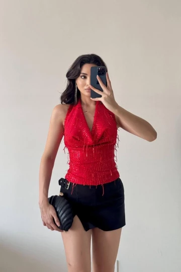 Kırmızı Pul Payet Degaje Yaka Bluz