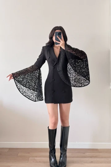 Siyah Dantel Detaylı Ceket Elbise