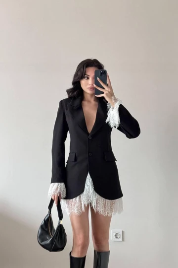 Siyah Etek Ve Kol Ucu Dantelli Ceket Elbise