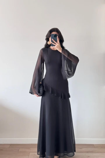 Siyah Şifon Pileli Maxi Elbise