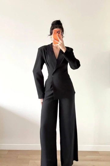 Siyah Takım Görünümlü Ceketli Tulum