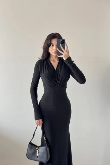 Siyah V Yaka Uzun Kollu Büzgülü Maxi Elbise